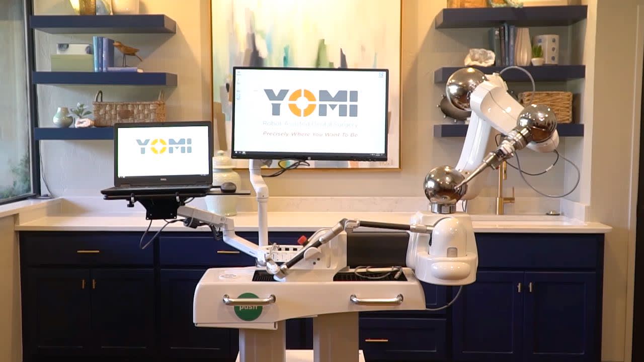 Yomi is a robotic dental implant assistant